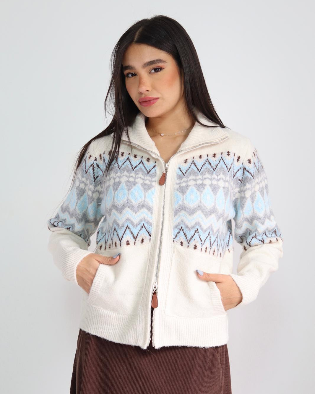 קרדיגן קירה | שמנת