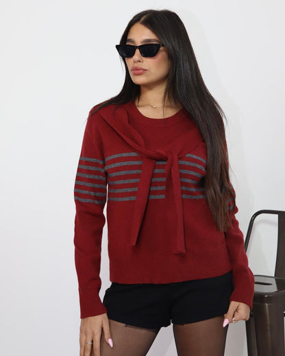 סוודר סריג לנשים בצבע בורדו עם קשירה קדמית